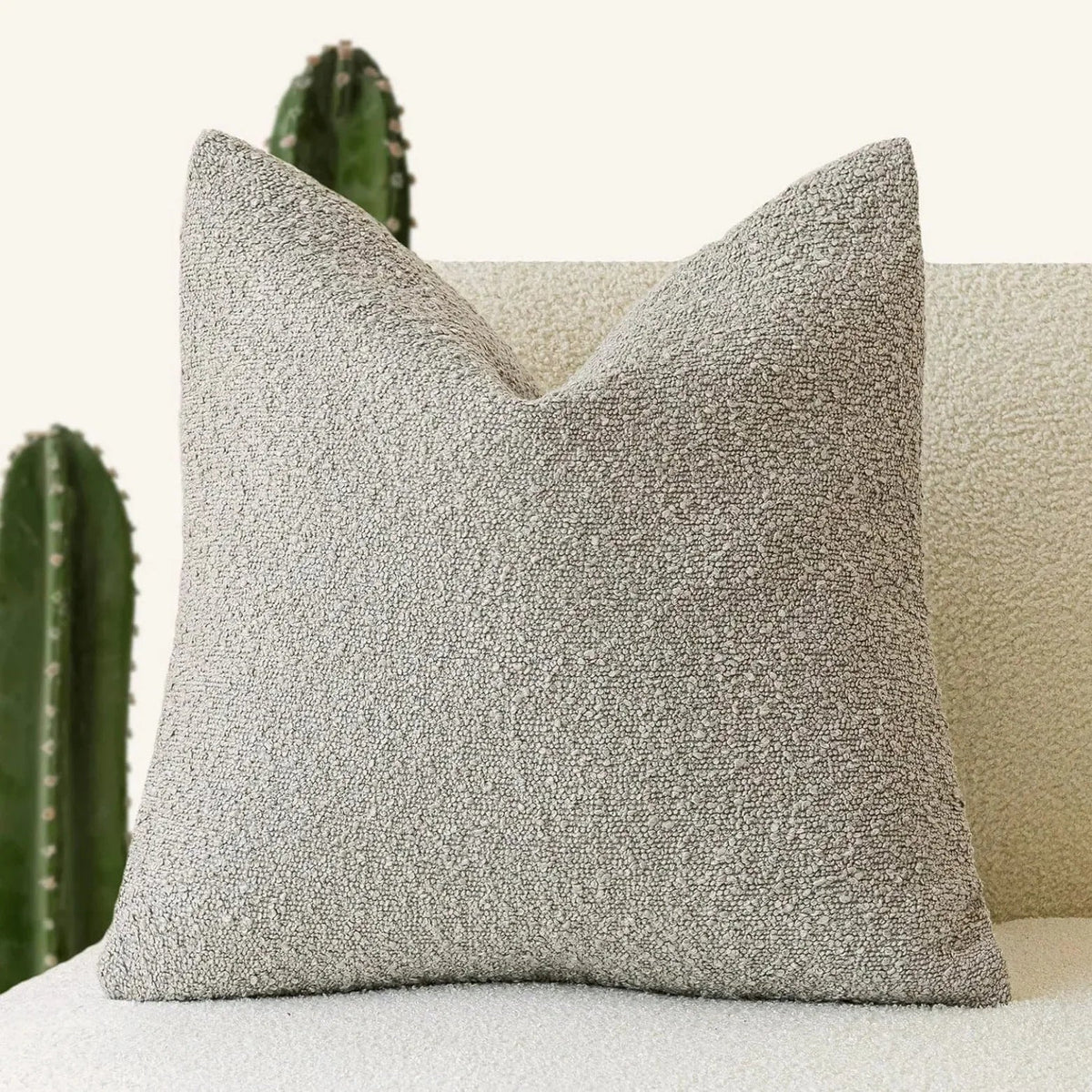 Kissenhülle aus Bouclé