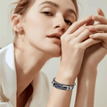 MUSIKSTRUM – Lederarmband mit Gitarrenmotiv 2