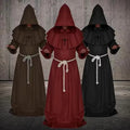 Priester Outfit 1