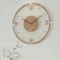 Skandinavische Wanduhr 30 cm aus Buchenholz und Glas, geräuschloses Quarzwerk 6